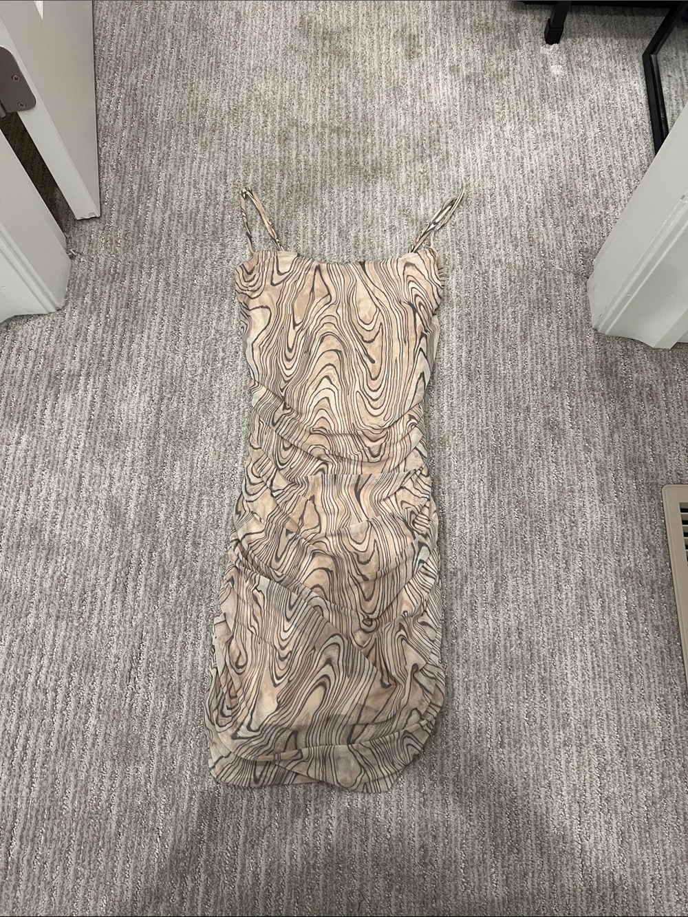Dynamite Beige Marble-Print Spaghetti Strap Midi Dress
